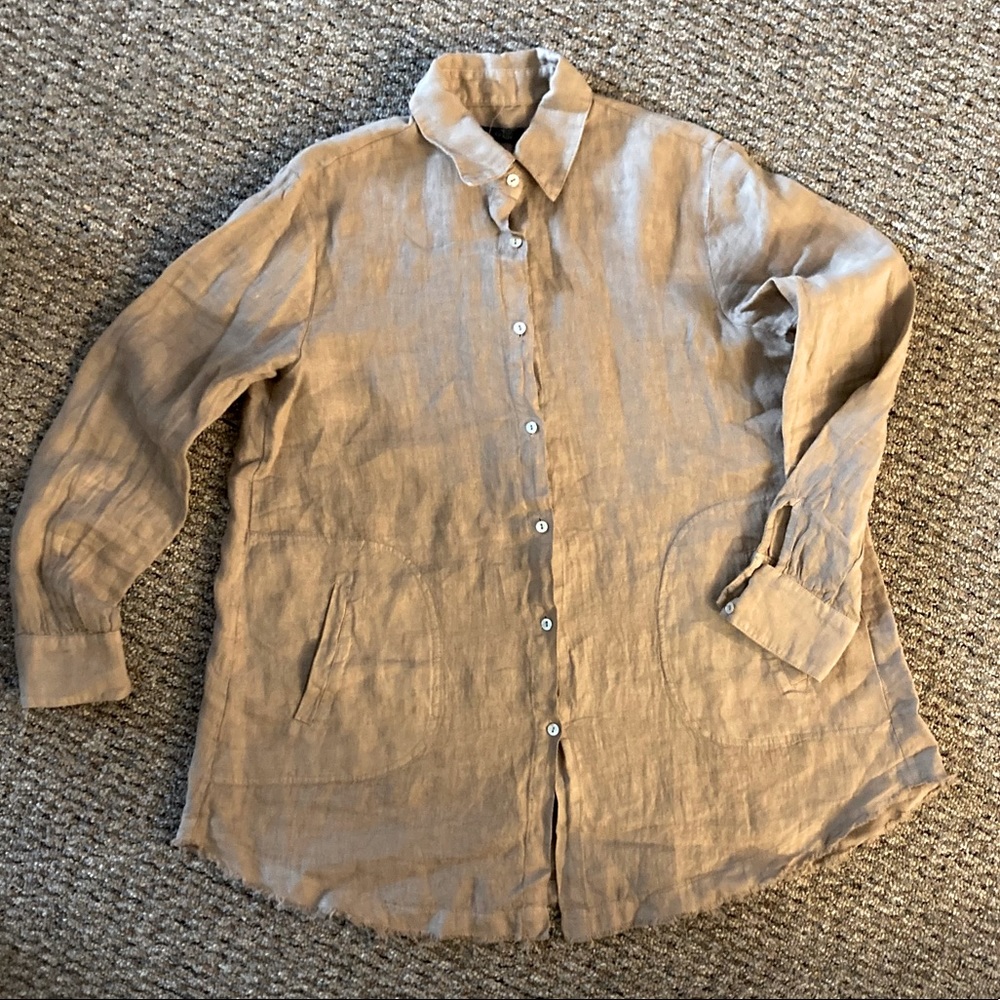 Baci Fashion Raw Edge Button Up Tunic NWOT